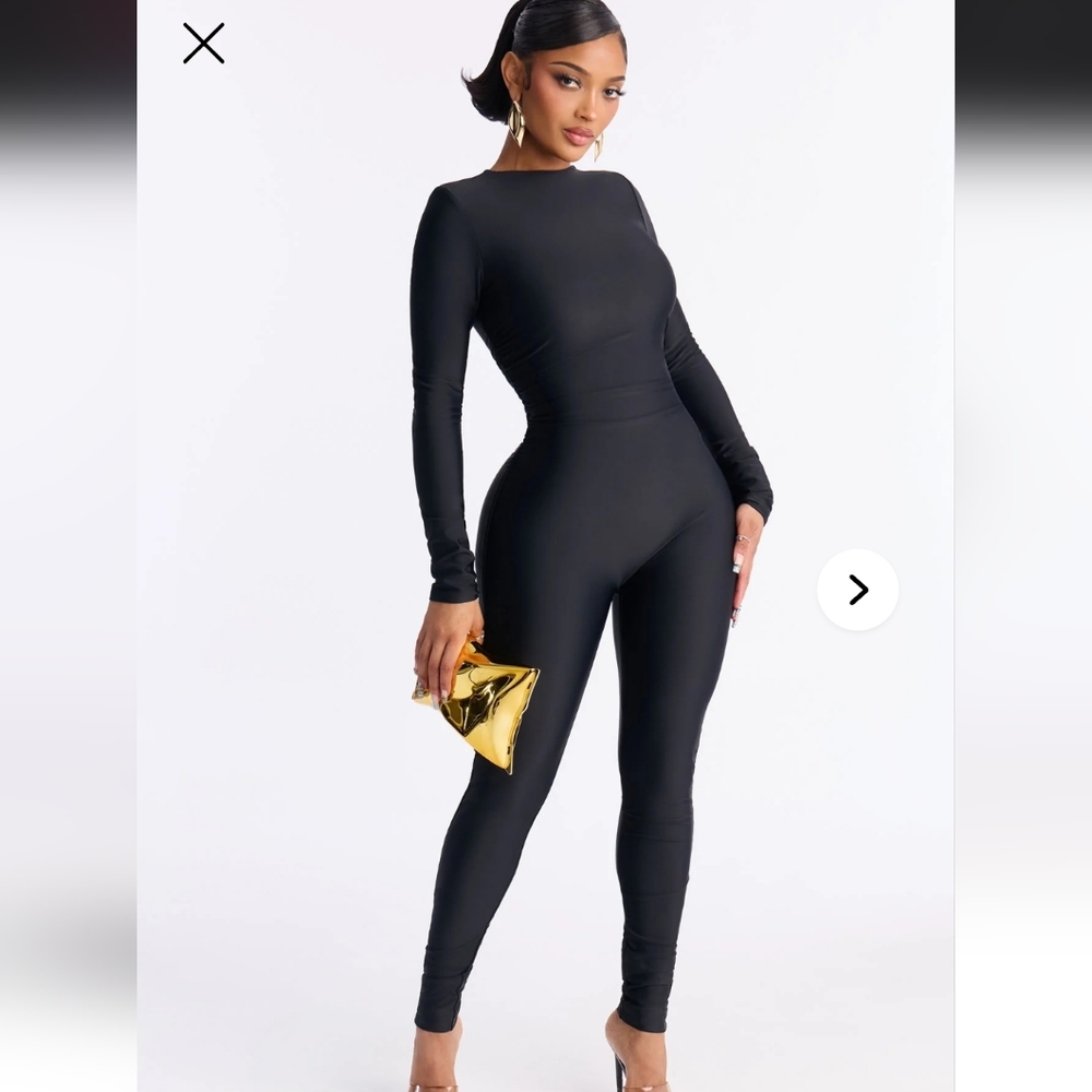 Black Long-Sleeve Fitted Jumpsuit/w Compression, 👍